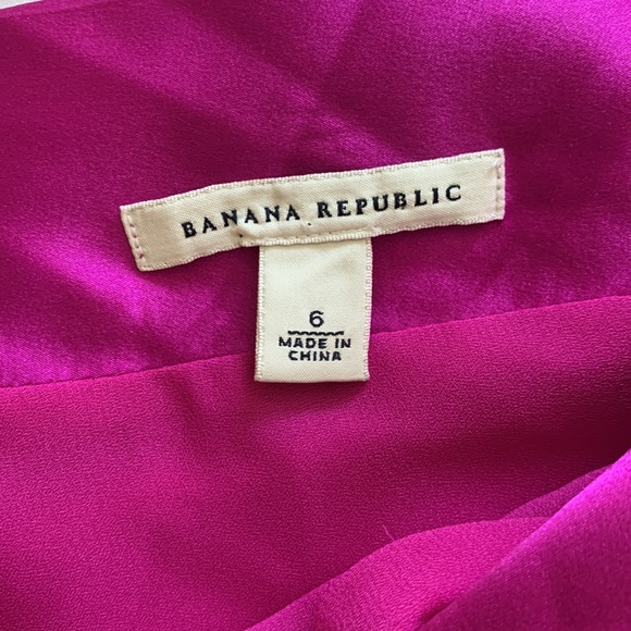 Silky fuchsia one shoulder dress with tie waist - Picture 4 of 8